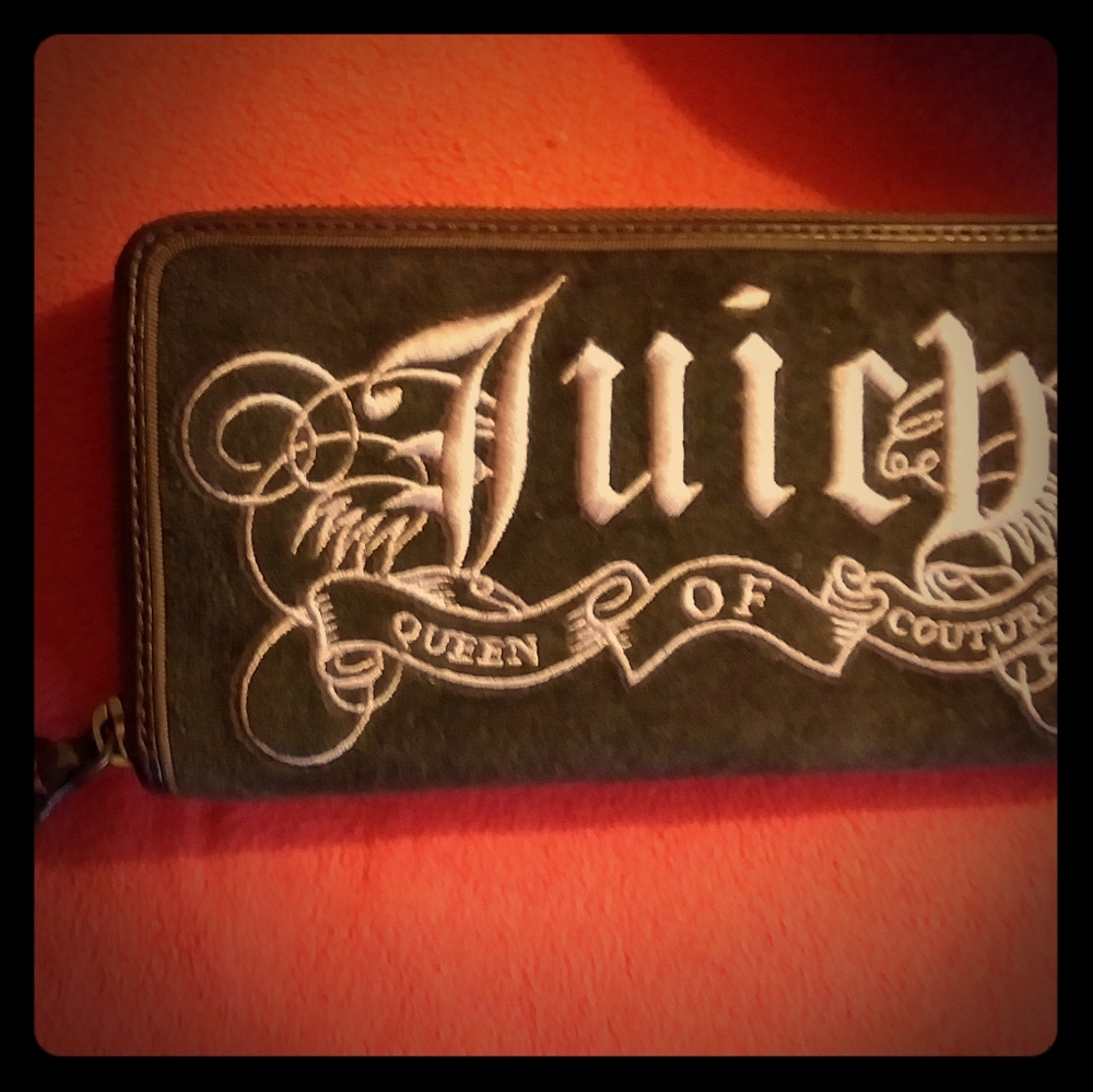 juicy courture wallet